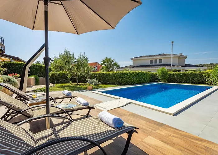 Lovely Istrian Apartment With A Private Swimming Pool And A Charming Garden